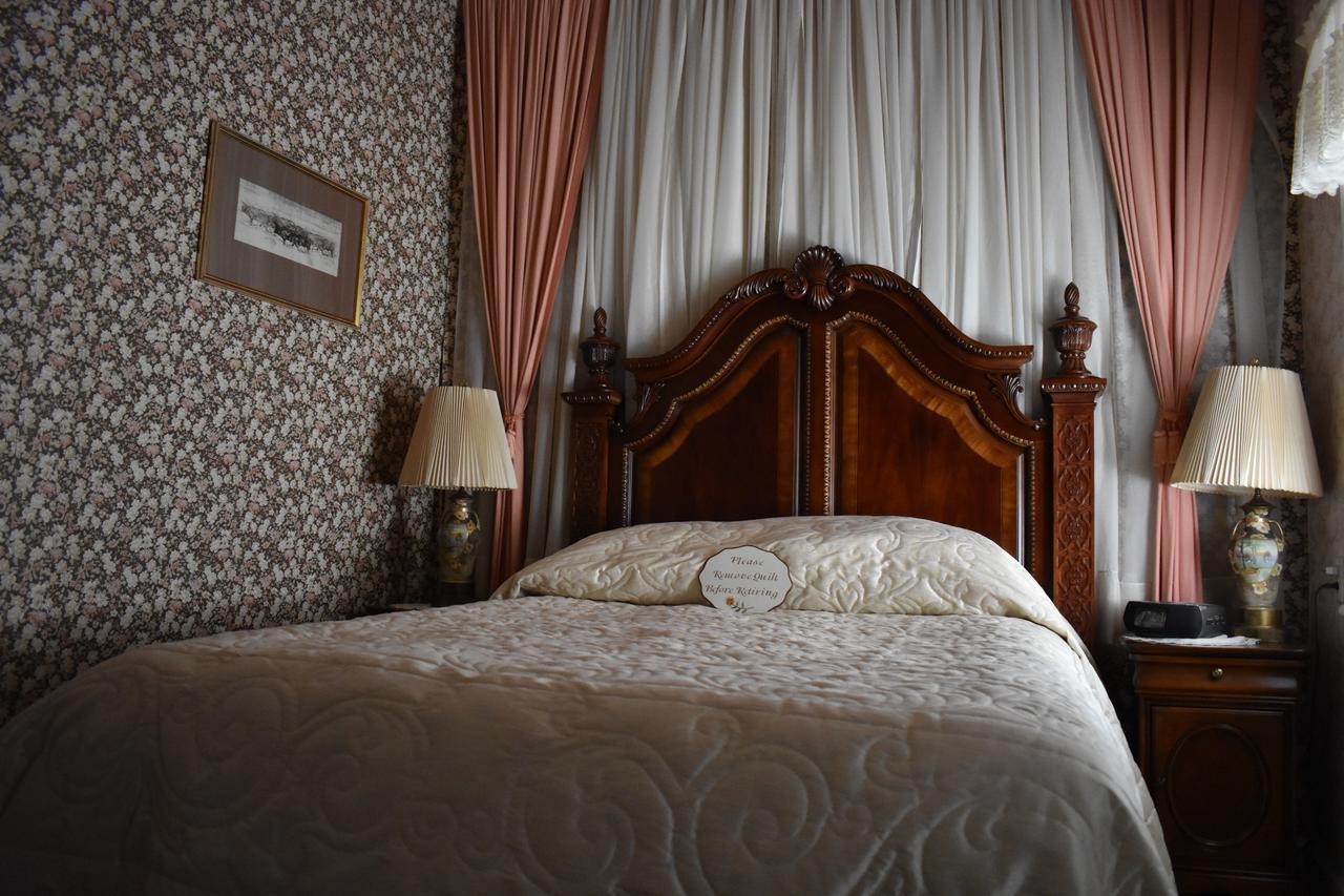 Churchtown Inn Bed And Breakfast Narvon ภายนอก รูปภาพ