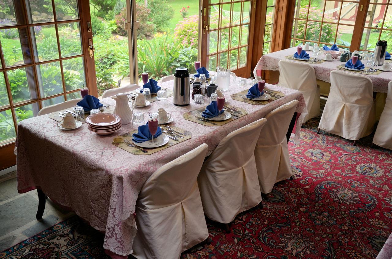 Churchtown Inn Bed And Breakfast Narvon ภายนอก รูปภาพ